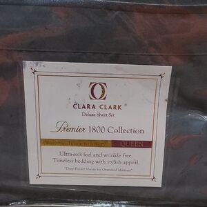 NWT Clara Clark Premier 1800 Collection Queen Sheet Set - Dark Gray